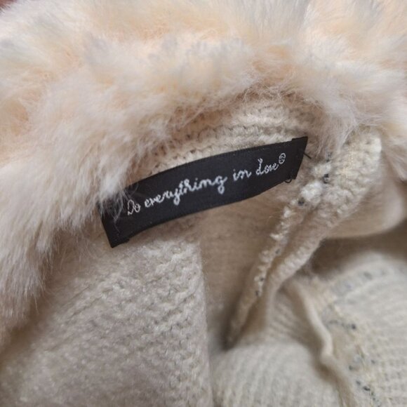 Anthropologie Do Everything In Love Poncho One‎ Size Faux Fur Collar Knit Fringe - Picture 12 of 13
